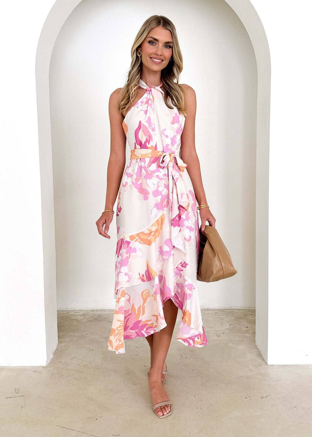 Damen Halterneck Maxikleid mit elegantem Rüschensaum Nord Taschen