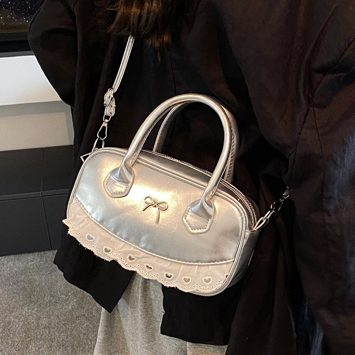 Damen Handtasche mit verspieltem Rüschendetail Nord Taschen