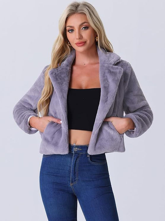 Damen Kurzblouson aus samtigem Faux‑Fur mit fallendem Revers und figurfreundlichem Cropped‑Schnitt Nord Taschen