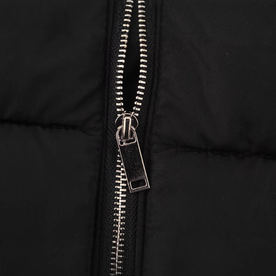 Damen Kurze gesteppte Daunenoptik-Steppjacke mit Stehkragen und Elastikbündchen Nord Taschen