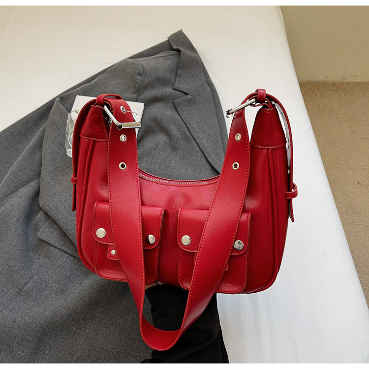 Damen Handtasche mit praktischen Fronttaschen Nord Taschen