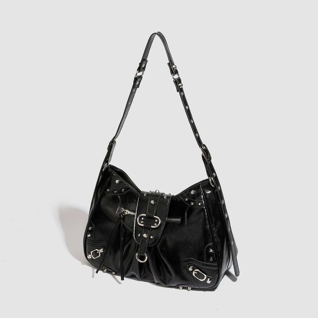 Damen Hobo-Tasche mit dekorativen Nieten und glänzendem Finish Nord Taschen
