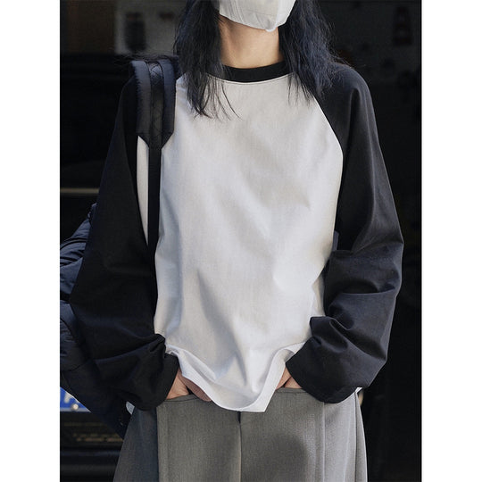 Damen Oversized Raglan-Langarmshirt mit Kontrastärmeln Nord Taschen