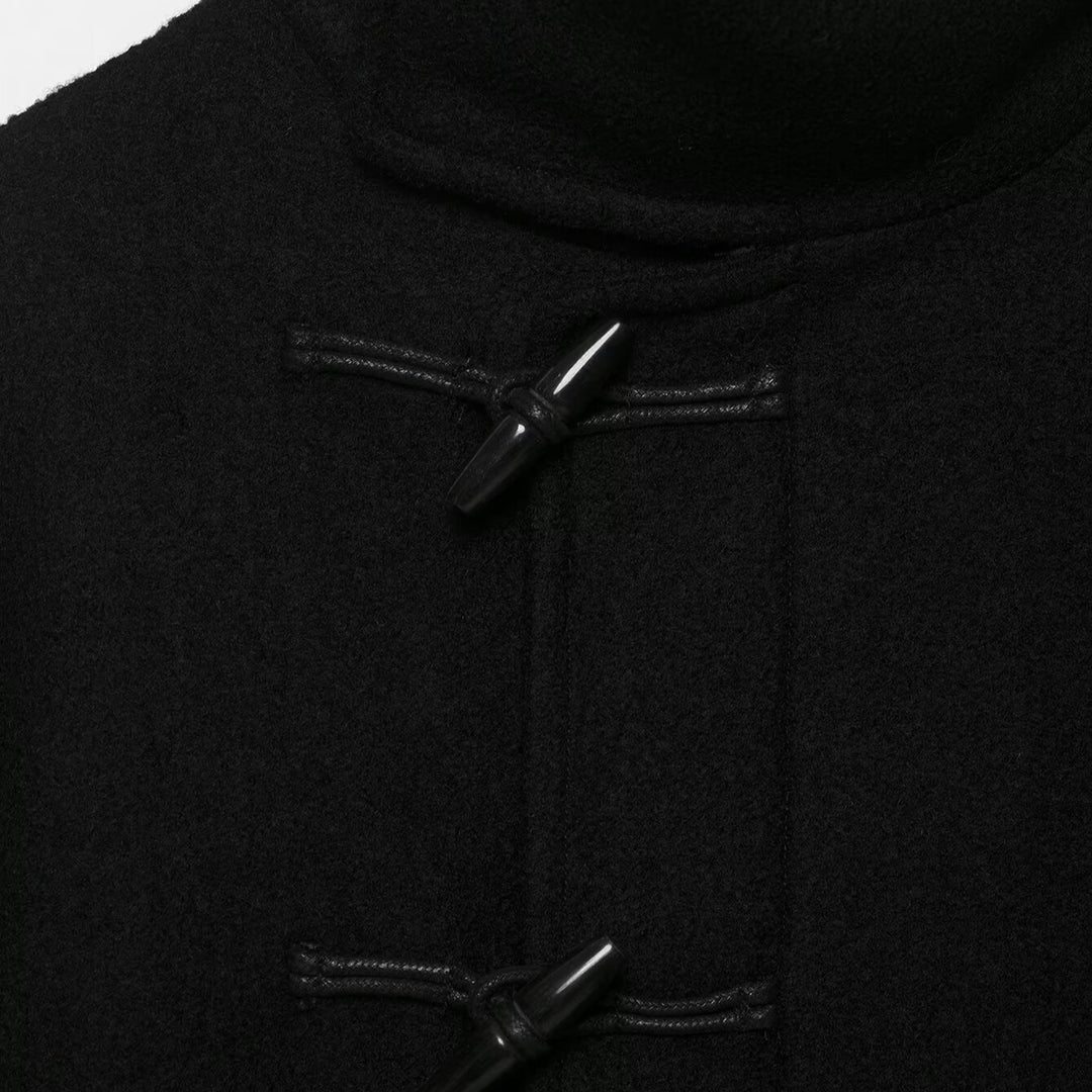 Damen Kurze Duffle-Capejacke mit Stehkragen, Knebelverschlüssen und Taillengürtel Nord Taschen