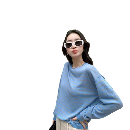 Damen leichte Kapuzen-Strickjacke mit Reißverschluss und feinen Streifen Nord Taschen