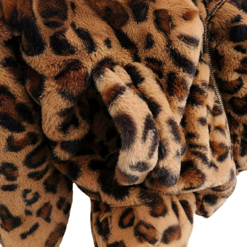Damen Kunstfelljacke mit Leopardenmuster, durchgehendem Reißverschluss und elastischem Saum Nord Taschen