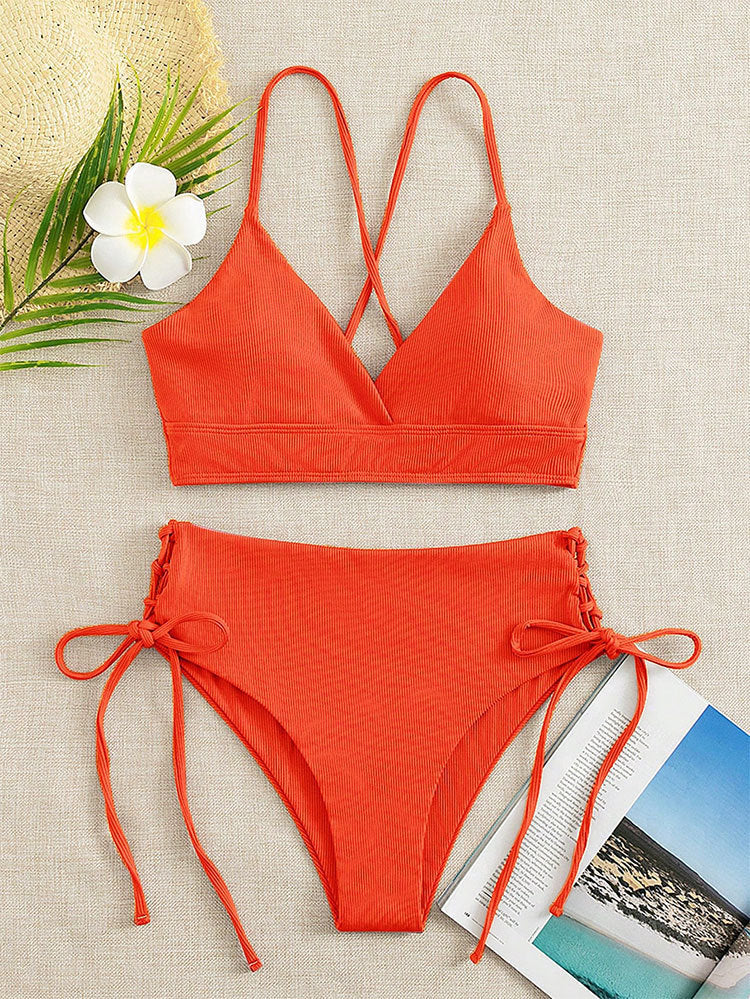 Damen Bikini-Set mit verstellbaren Trägern und raffinierten Schnürdetails