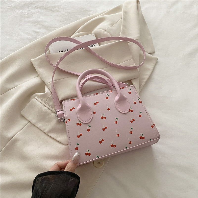Damen handliche Umhängetasche mit fruchtigem Kirschmotiv Nord Taschen