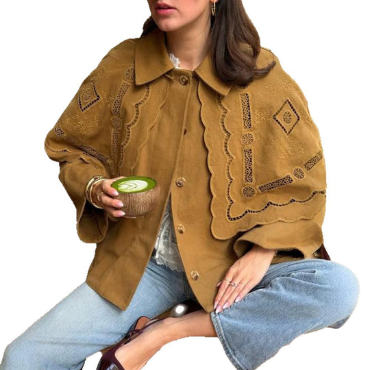 Damen Kurzjacke mit besticktem Cape, Lochstickerei und geschwungenem Saum Nord Taschen
