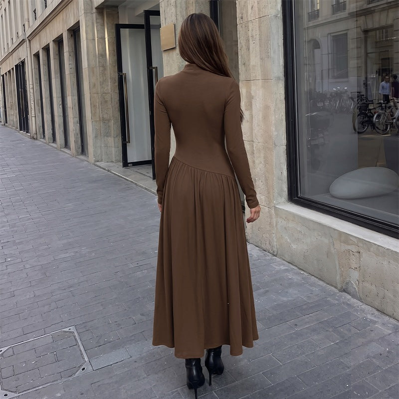 Damen Elegantes Maxikleid mit langen Ärmeln und hohem Kragen Nord Taschen