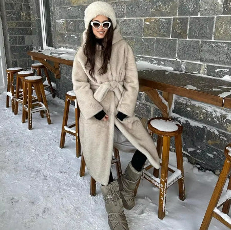 Damen Langer Teddy-Kunstfellmantel mit Bindegürtel und Oversize-Silhouette Nord Taschen