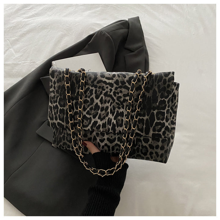 Damen elegante Clutch-Tasche im Leoparden-Look Nord Taschen