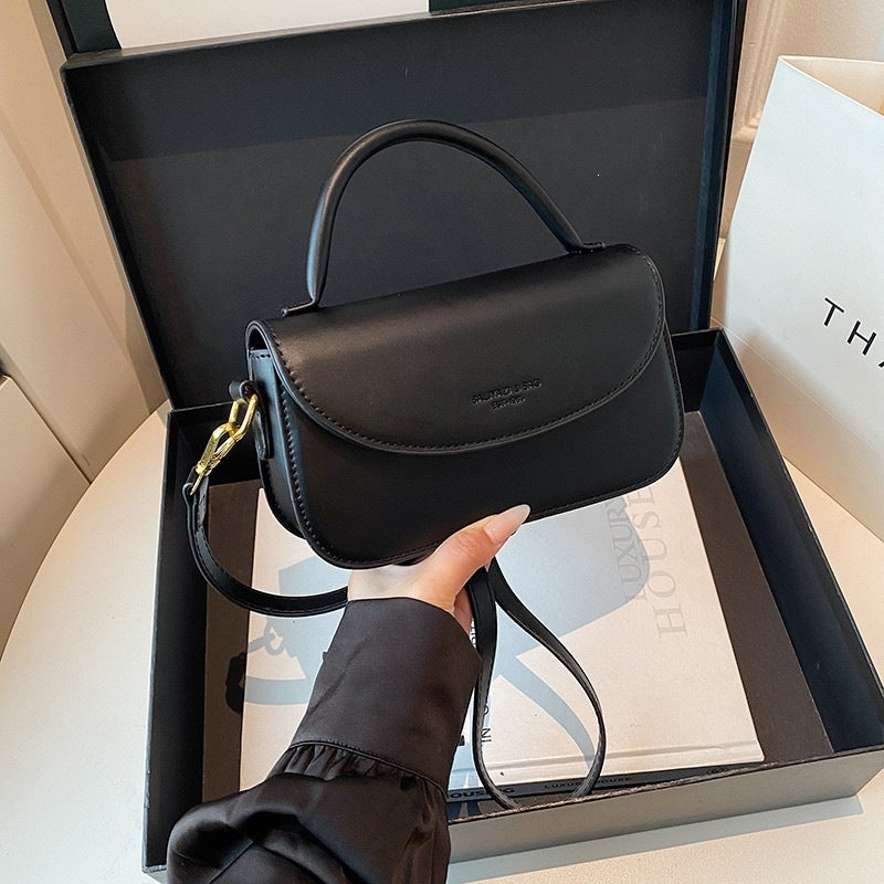 Damen Umhängetasche mit strukturiertem Kunstleder und elegantem Griff Nord Taschen