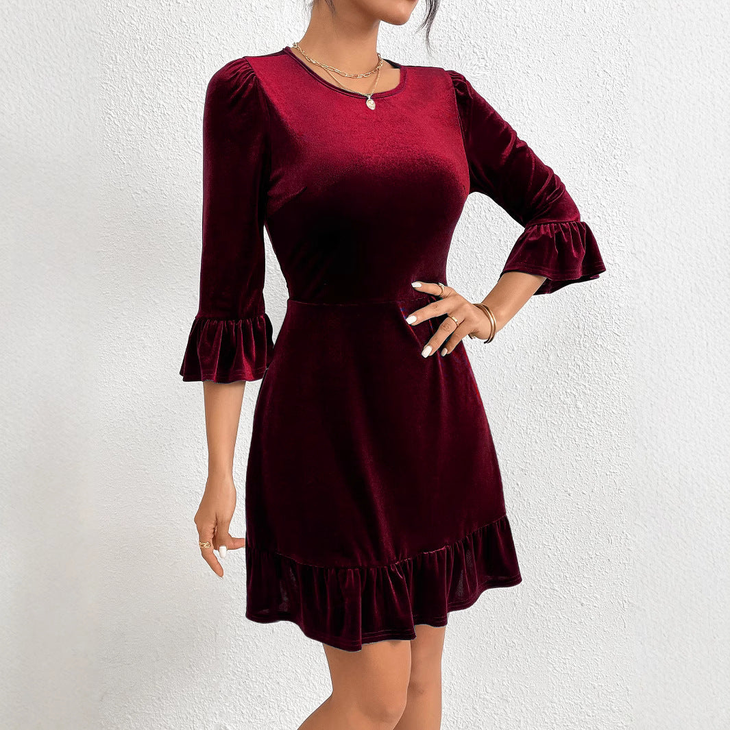 Damen Samt-Minikleid mit taillierter Korsagenlinie, gerafften Volantärmeln und stufigem Saum Nord Taschen