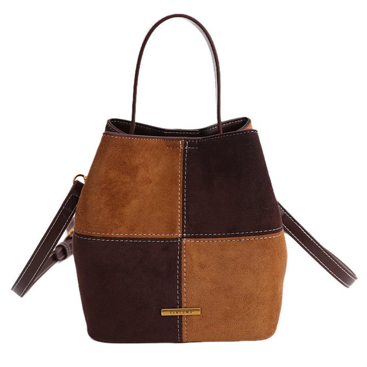Damen Mini-Hobo-Tasche aus hochwertigem Veloursleder mit dekorativen Nähten Nord Taschen