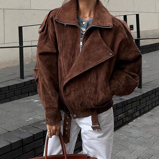 Damen Kurze Veloursleder-Bomberjacke mit hohem Stehkragen und Taillengürtel Nord Taschen