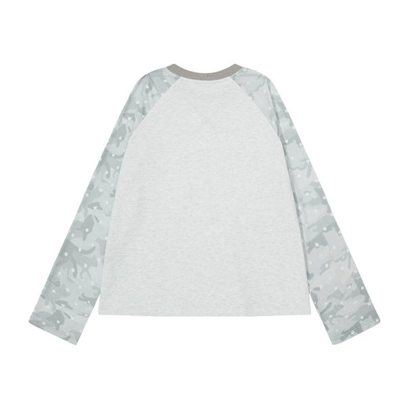 Damen Langarmshirt mit Raglanärmeln, Camouflage-Print und Herz-Initiale Nord Taschen