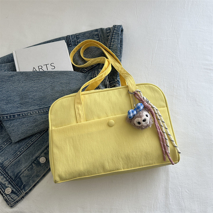 Damen modische Beuteltasche mit praktischem Anhänger Nord Taschen