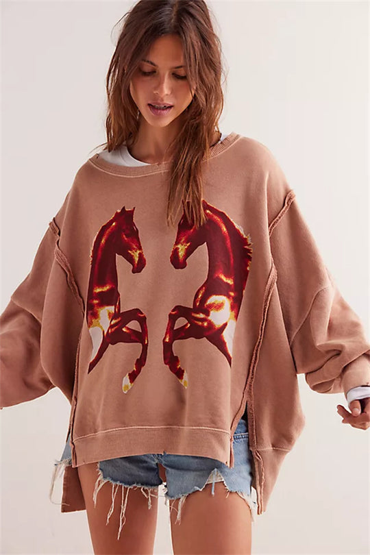 Damen oversized Sweatshirt mit Rüben-Print, ausgefransten Nahtakzenten und Daumenlochärmeln Nord Taschen