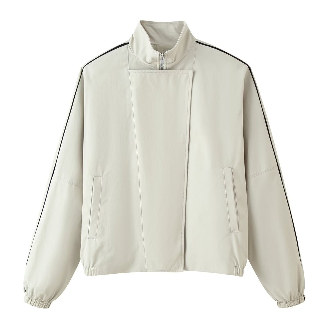 Damen Sportlich-minimalistische Übergangsjacke mit hohem Funnelkragen, verdeckter Leiste und Kontrastpaspel Nord Taschen