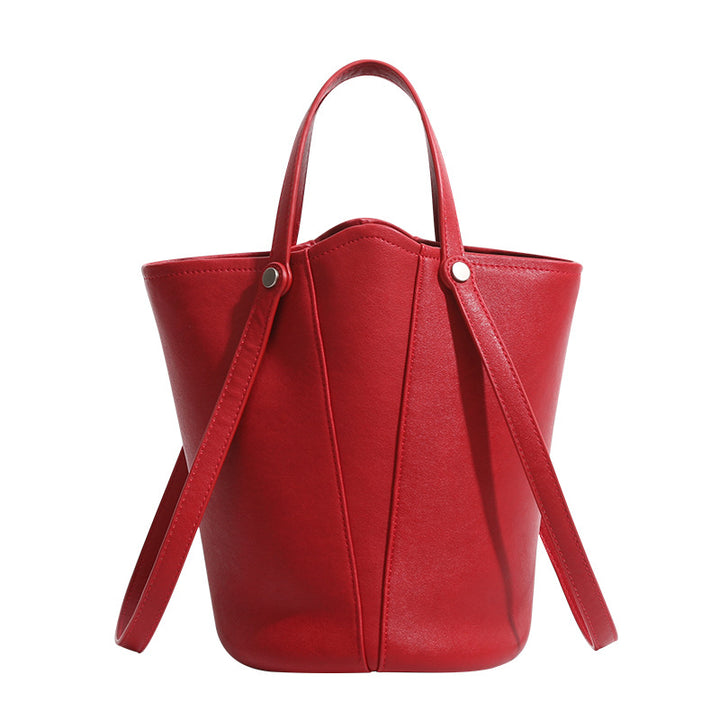 Damen Beuteltasche mit modernem Schnitt und verstellbarem Trageriemen Nord Taschen