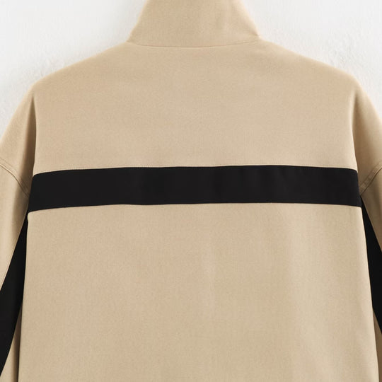 Damen Cropped Trackjacke mit Stehkragen, Reißverschluss und seitlichen Kontraststreifen Nord Taschen