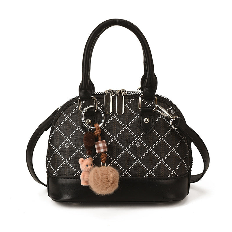 Damen modische Handtasche mit charmantem Anhänger Nord Taschen