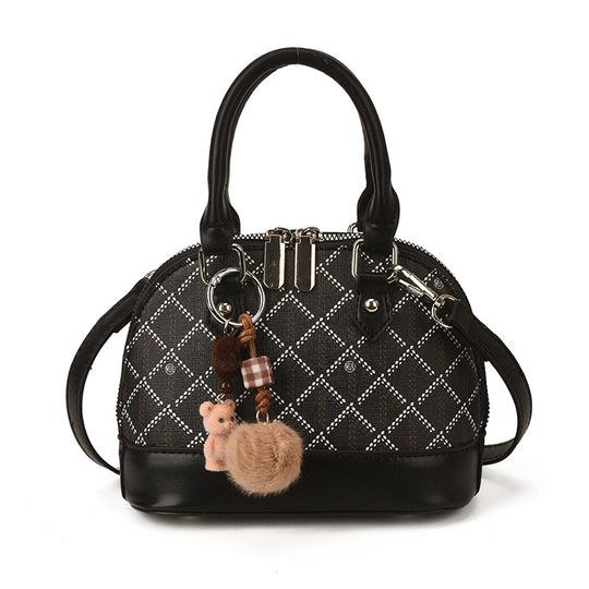 Damen modische Handtasche mit charmantem Anhänger Nord Taschen