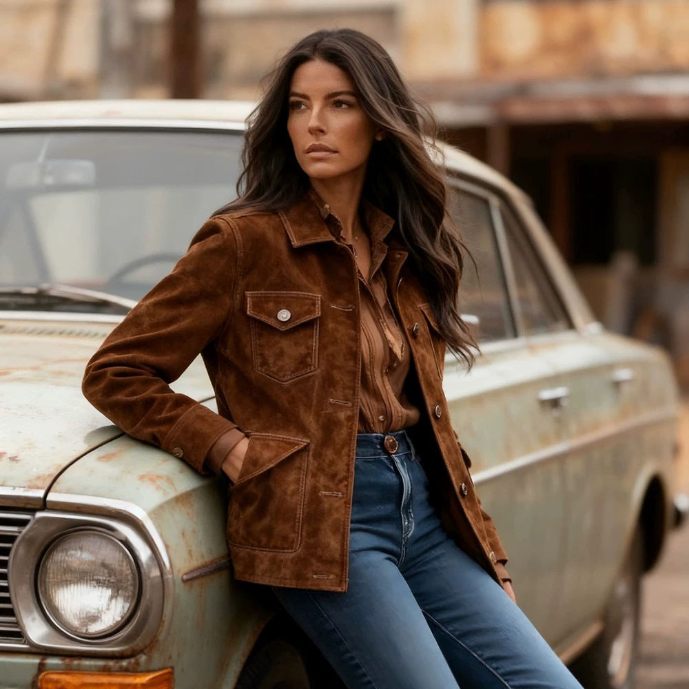 Damen Kurzjacke im Ranch‑Worker‑Look aus Wildlederoptik mit Pattentaschen und sichtbarer Knopfleiste Nord Taschen