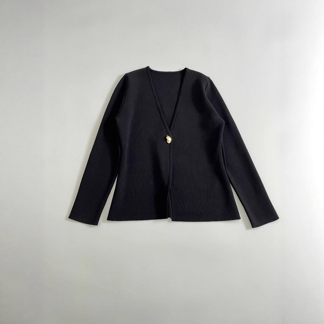 Damen Feiner V‑Ausschnitt-Cardigan mit Schmuckknopf und kastiger Silhouette Nord Taschen