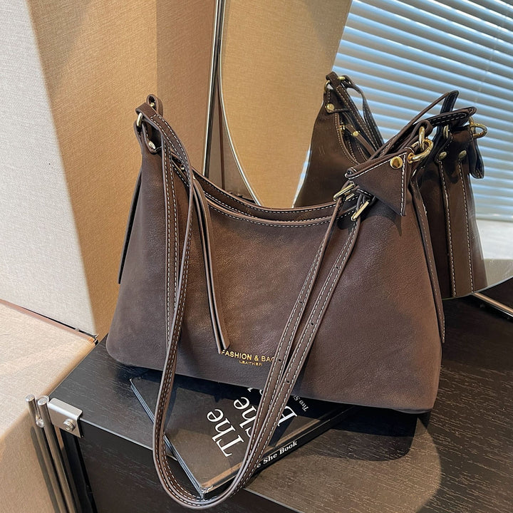 Damen Hobo-Tasche mit elegantem, weich strukturiertem Kunstleder Nord Taschen
