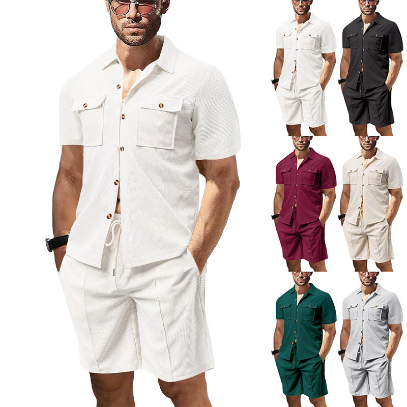 Herren nan modernes Kurzarm-Hemden-Set im Resortstil mit aufgesetzten Pattentaschen, offenem Reverskragen und Kordelzug-Bermuda aus Strukturjersey
