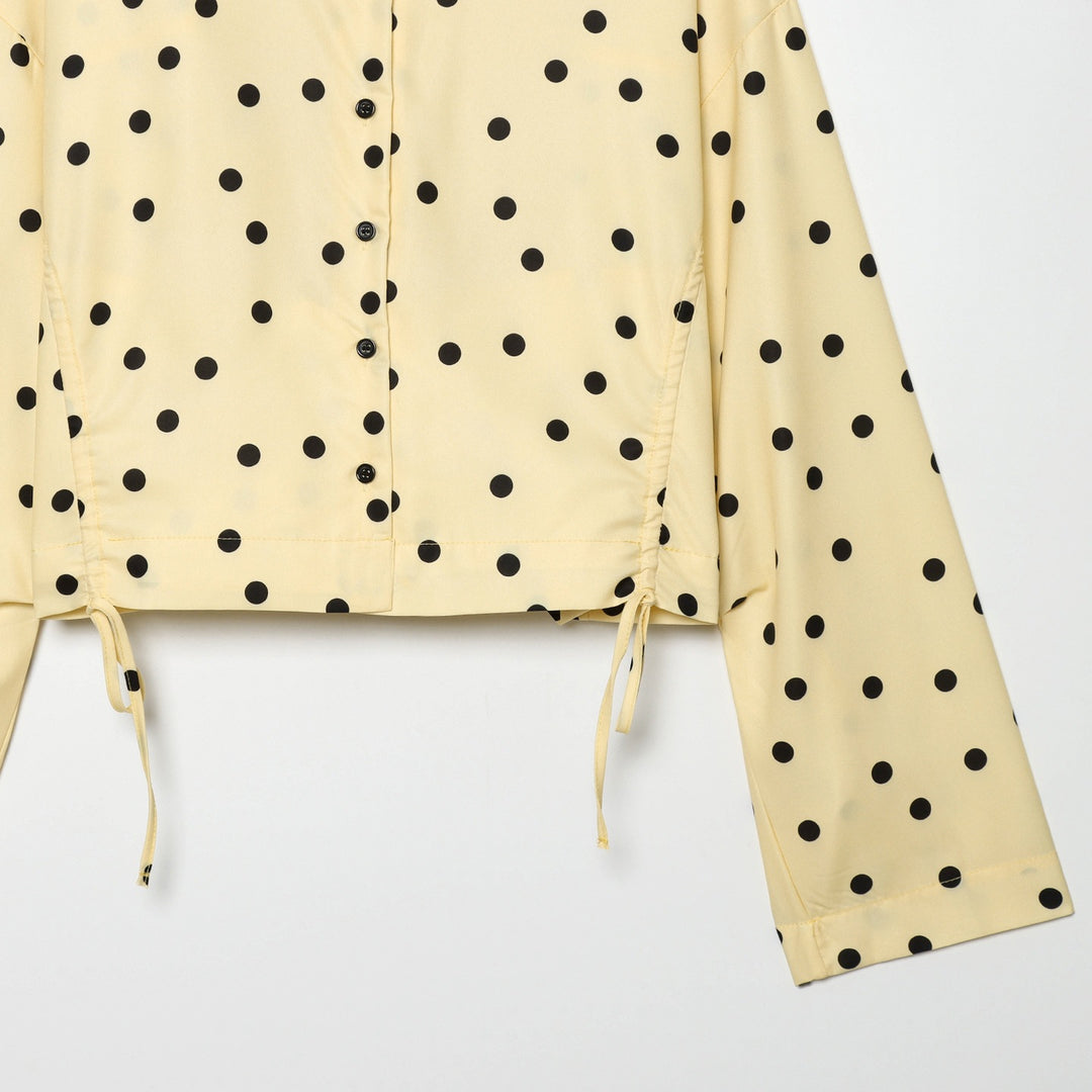 Damen Gepunktete Cropped-Bluse mit Stehkragen und Tunnelzug Nord Taschen