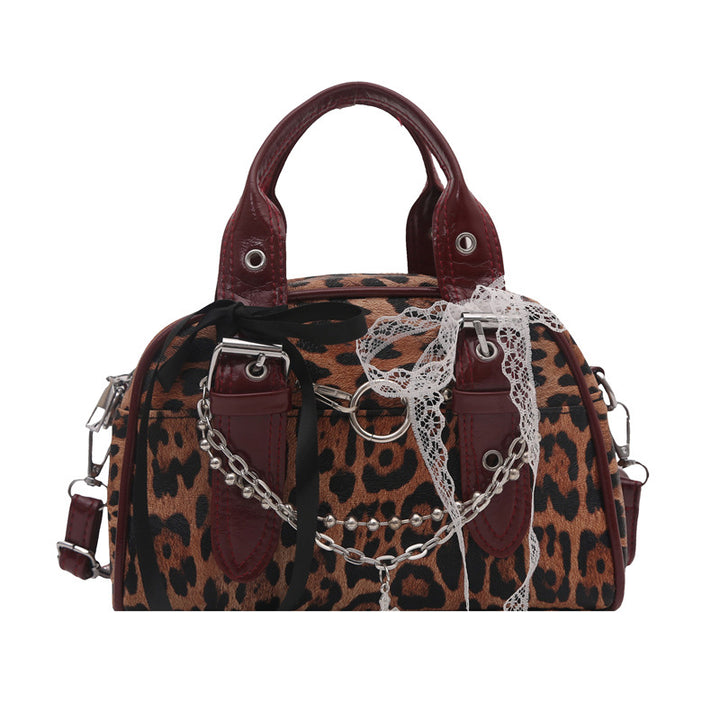Damen modische Handtasche mit verspielten Details Nord Taschen