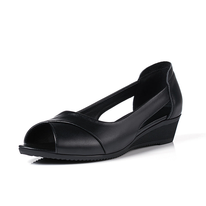 Damen Wedgesandaletten mit elegantem Cut-Out-Design und komfortabler Sohle