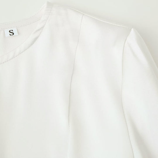 Damen Midikleid mit asymmetrischer Spitzenapplikation und langen Glockenärmeln Nord Taschen