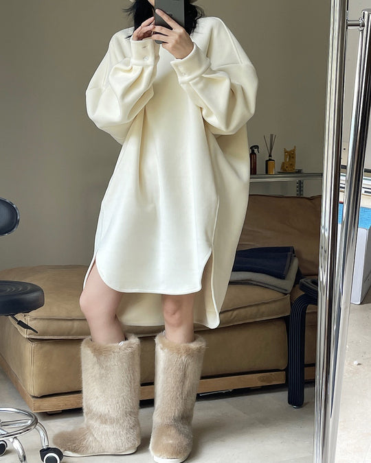 Damen Oversize-Fleece-Sweatkleid mit Ballonärmeln und Seitenschlitzen Nord Taschen