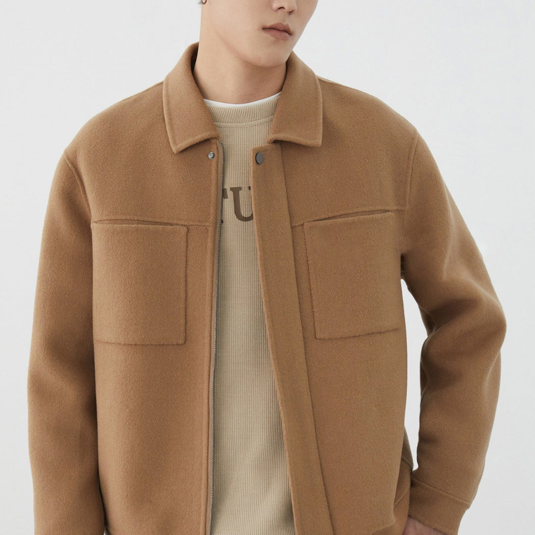 Herren Kurzjacke aus Wollmix mit Kastenform, Brusttaschen und verdecktem Reißverschluss Nord Taschen