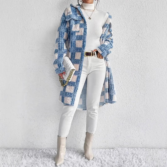 Damen Teddy-Mantel mit großem Karomuster, Hemdkragen und Knopfverschluss Nord Taschen