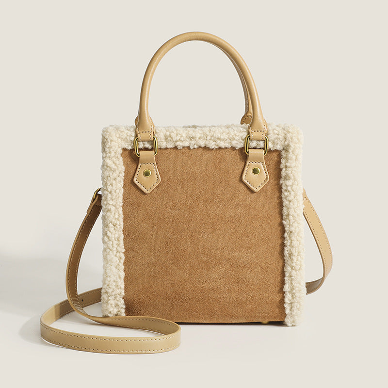 Damen Handtasche mit luxuriösem Kunstfell und praktischem Schulterriemen Nord Taschen