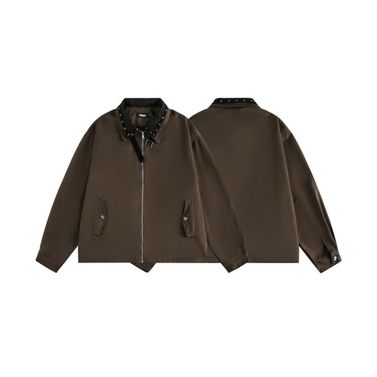 Unisex Boxy‑Blousonjacke mit Nietenverzierung am Schnallenkragen und verdecktem Reißverschluss Nord Taschen