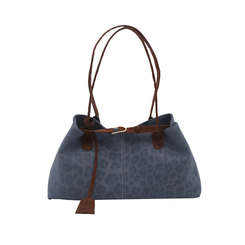 Damen elegante Umhängetasche mit animalischem Muster und praktischen Details Nord Taschen