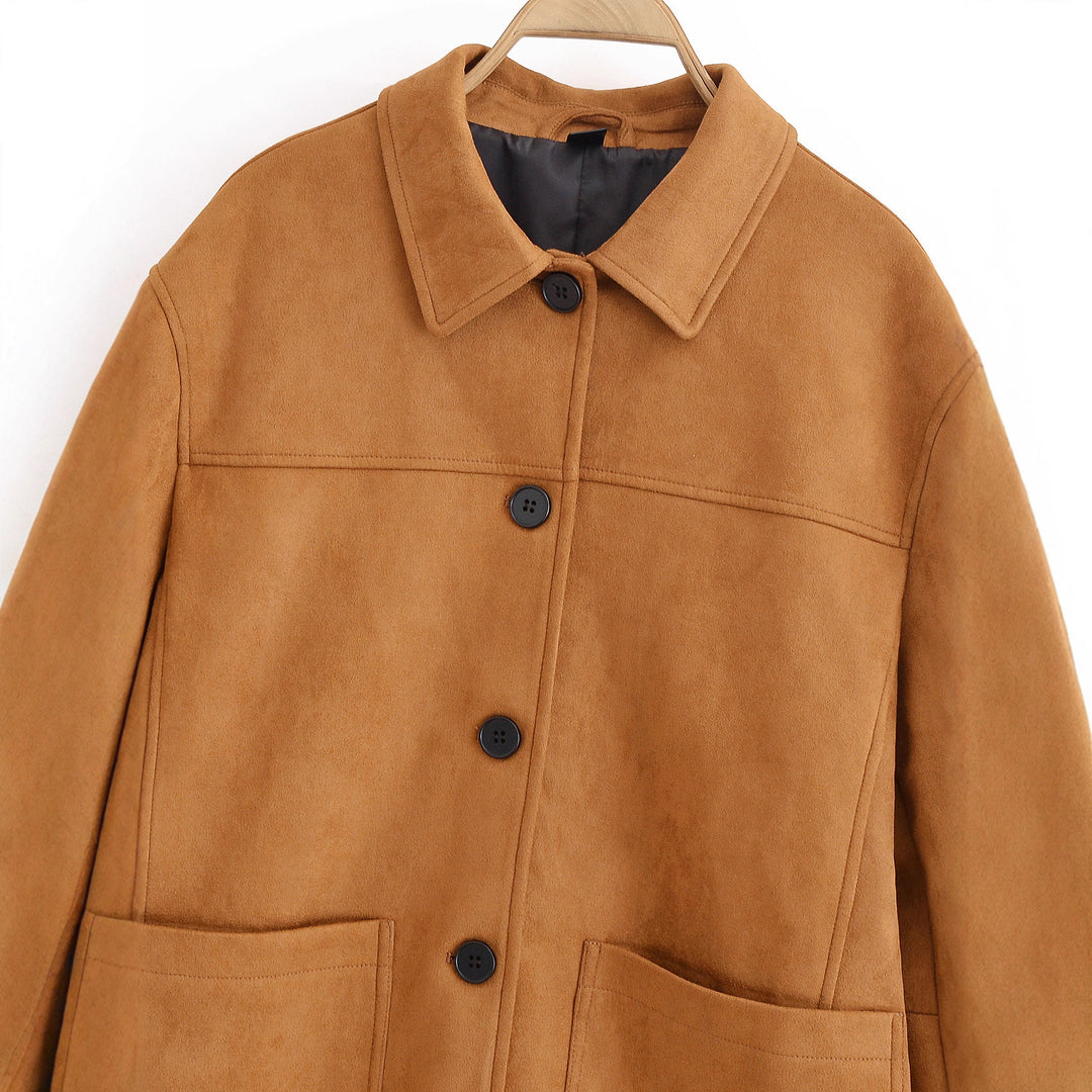 Damen Boxy-Utility-Jacke aus Wildlederoptik mit Hemdkragen und großen aufgesetzten Taschen Nord Taschen