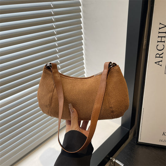 Damen Umhängetasche mit luxuriösem Wildleder-Finish und praktischem Schulterriemen Nord Taschen