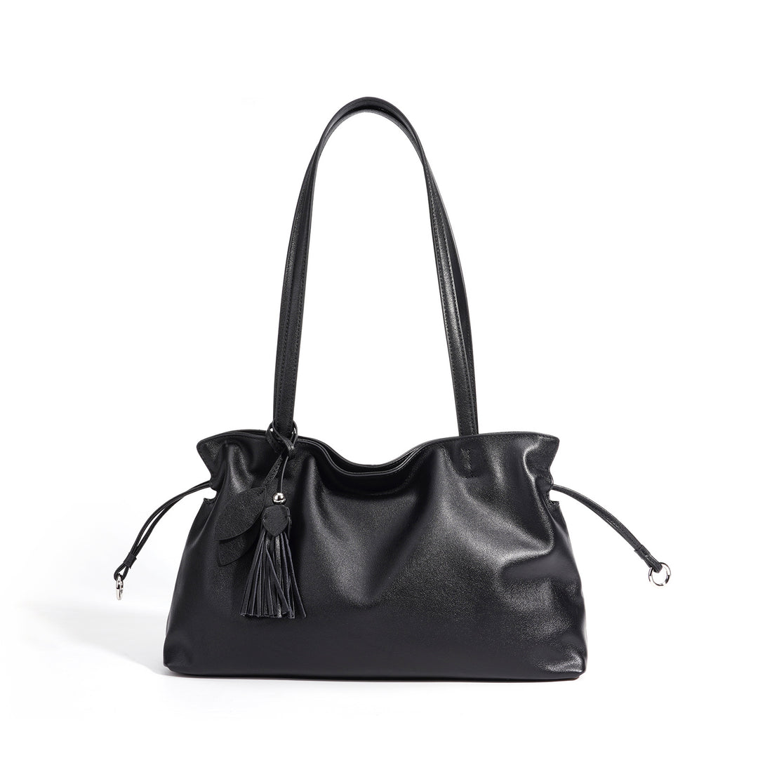 Damen Handtasche aus hochwertigem Kunstleder mit auffälligem Quastenanhänger Nord Taschen