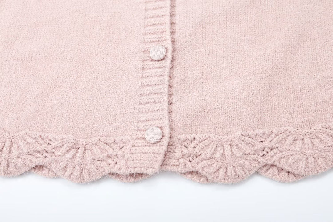 Damen Feinstrick-Cardigan mit Kapuze, Knopfleiste und gehäkelter Borte Nord Taschen
