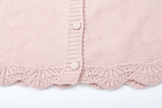 Damen Feinstrick-Cardigan mit Kapuze, Knopfleiste und gehäkelter Borte Nord Taschen
