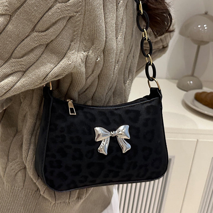Damen Handtasche mit eleganter Schleifenverzierung Nord Taschen