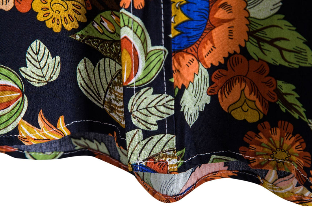 Damen Kurzarmhemd mit leichtem Blumenmuster und lässigem Schnitt Nord Taschen