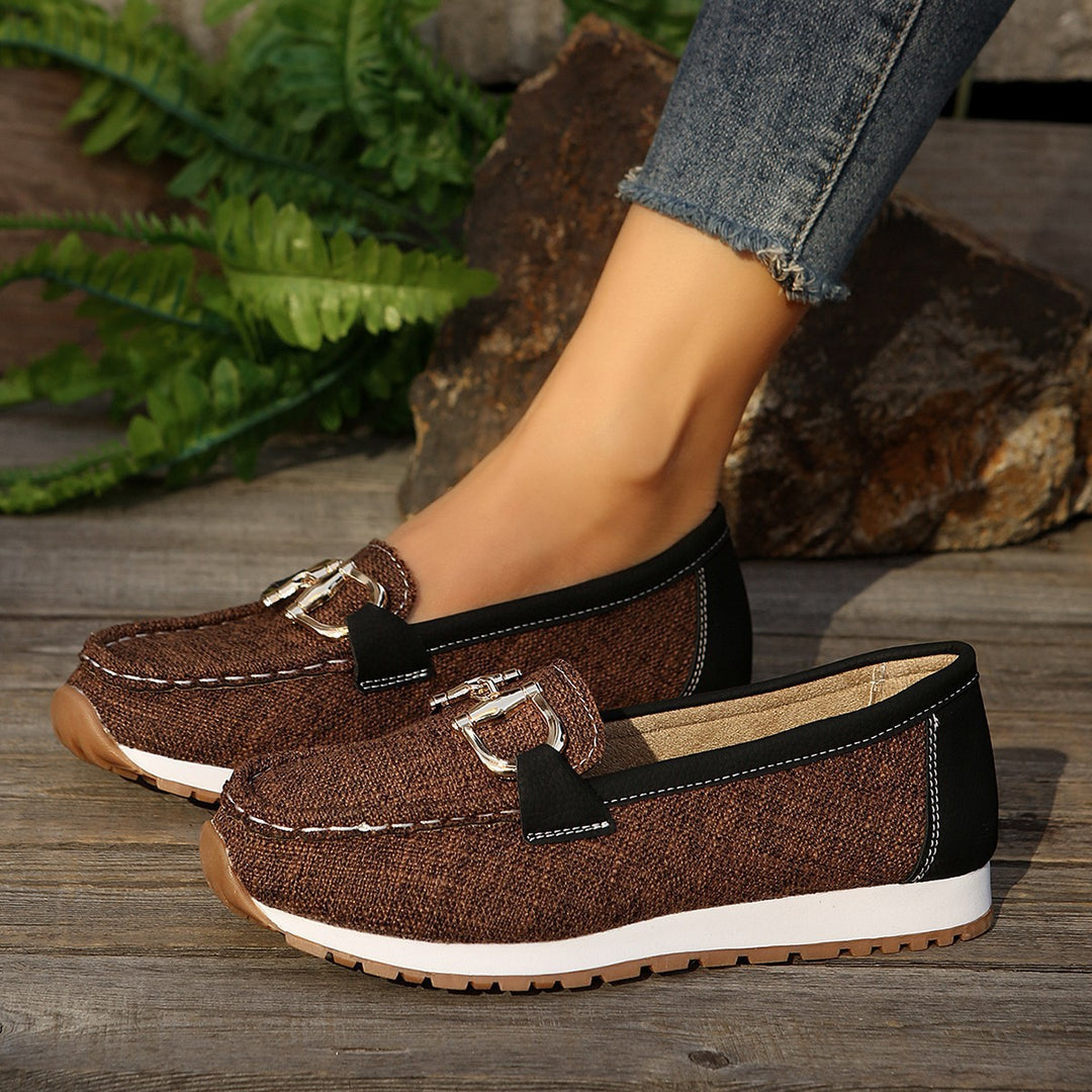 Damen  lässige Mokassin-Slipper mit dekorativer Metallschnalle, gepolsterter Innensohle und profilierter Gummilaufsohle Nord Taschen